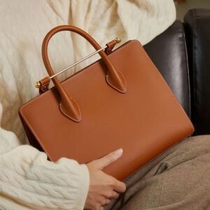 Iconic Tan Bridle Leather Strathberry bag